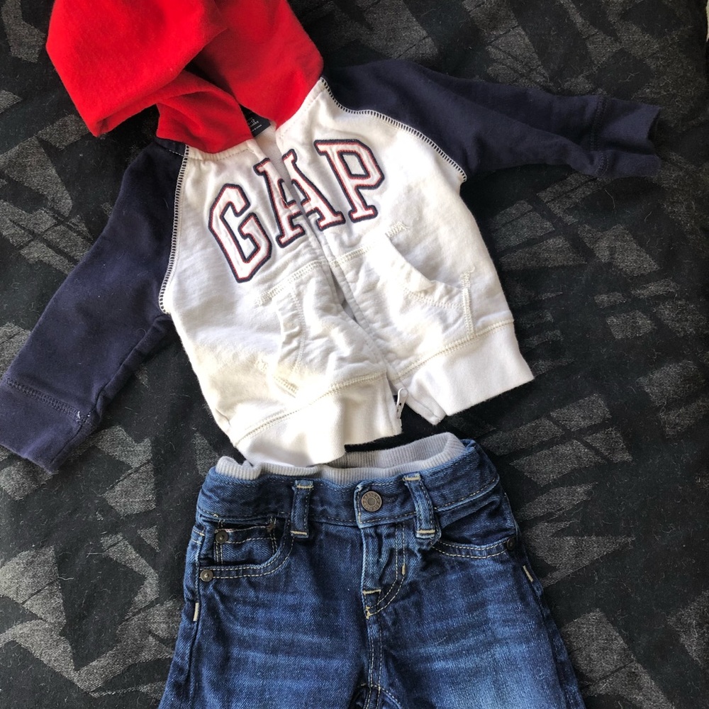 Baby gap outfit hoodie & jeans
